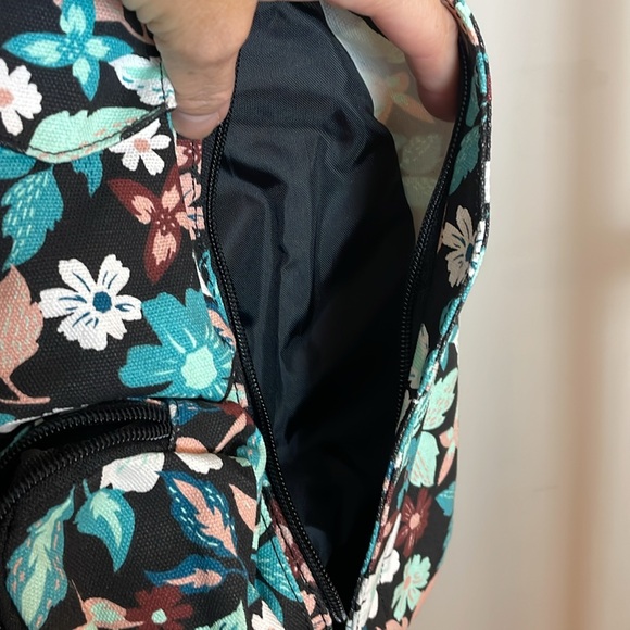 NWT kavu mini rope bag - Picture 8 of 10